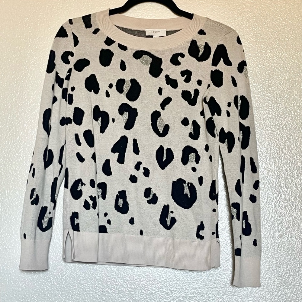LOFT Leopard Jacquard Beige/Metallic Gold Sweater size xsmall - Picture 8 of 9